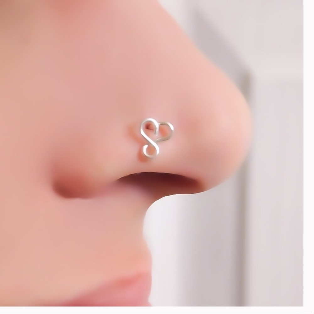 3 x heart nose stud